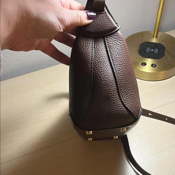 The Horse Mini Lou bag in coffee - Picture 5 of 8